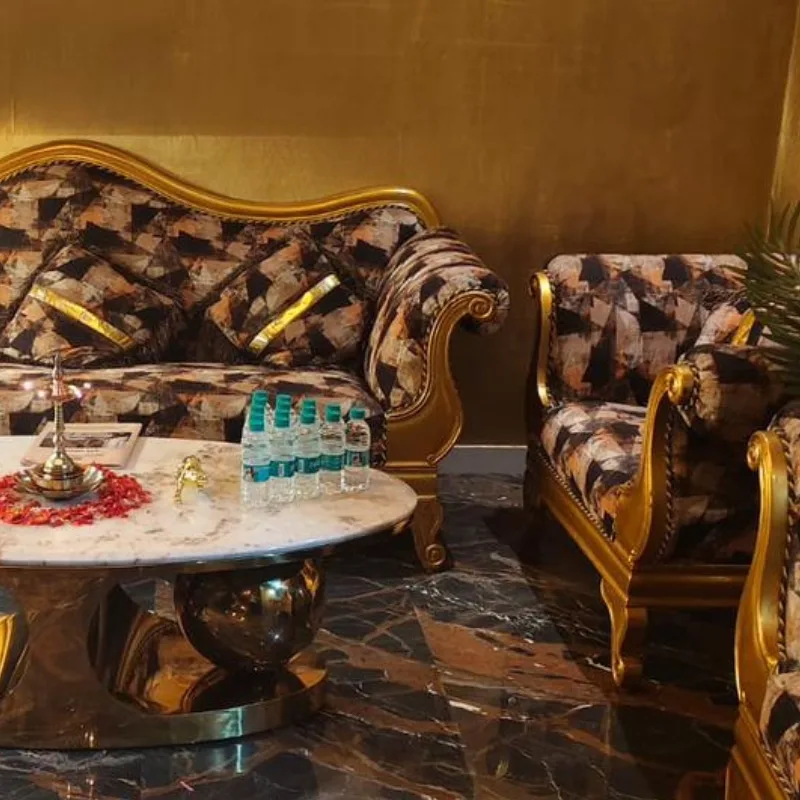 Reception and waiting lounge at Mudita Luxury Spa in Jayanagar